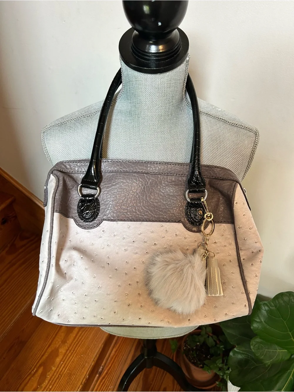 Guess Two-Tone Gray, Cream and Black Satchel Shoulder Bag